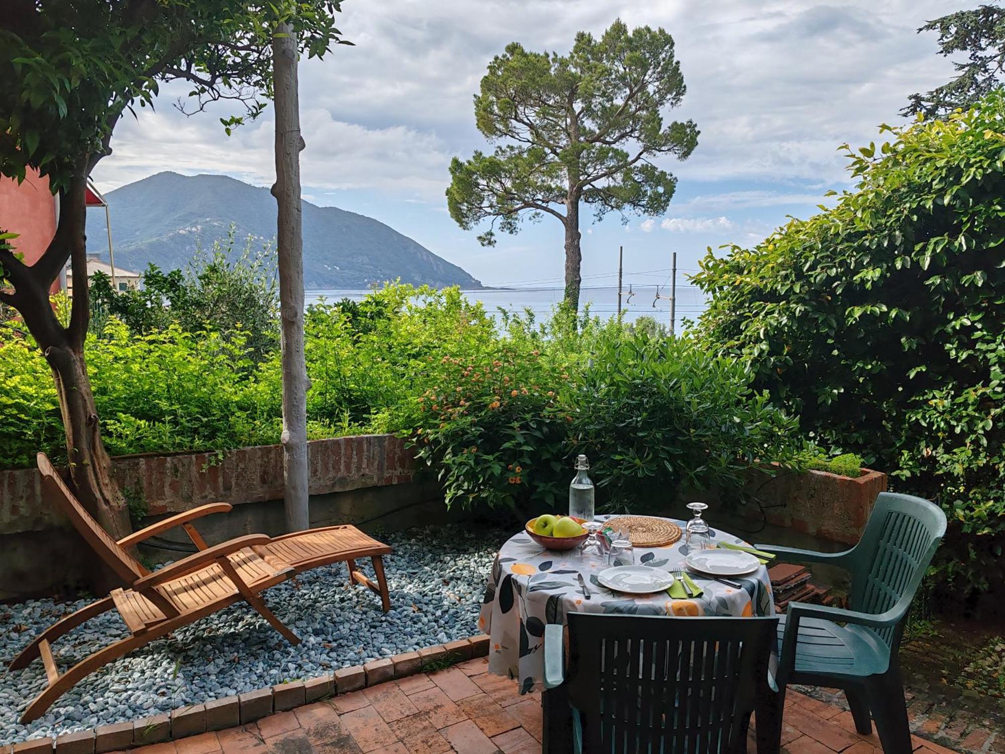 B&B La Taverna Di Mulinetti Рекко Экстерьер фото